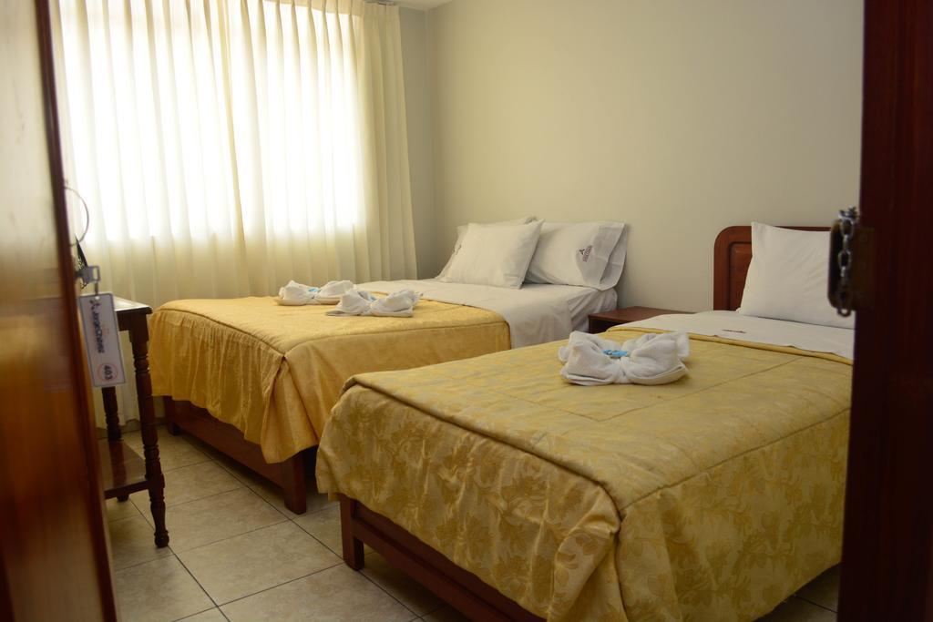 Hotel Jorge Chavez Трухильо Екстериор снимка