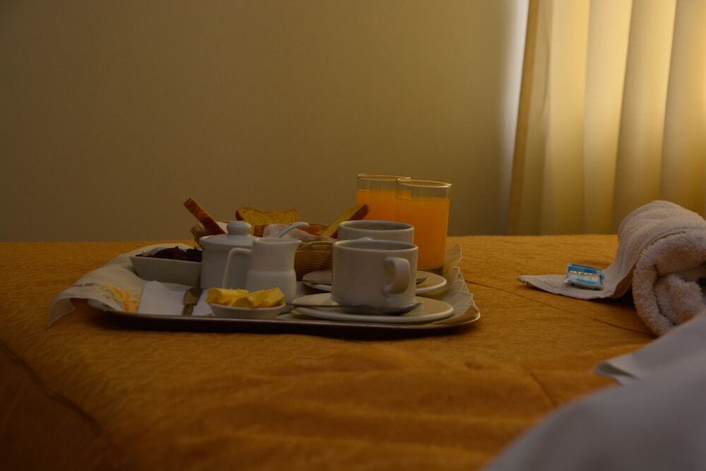 Hotel Jorge Chavez Трухильо Екстериор снимка